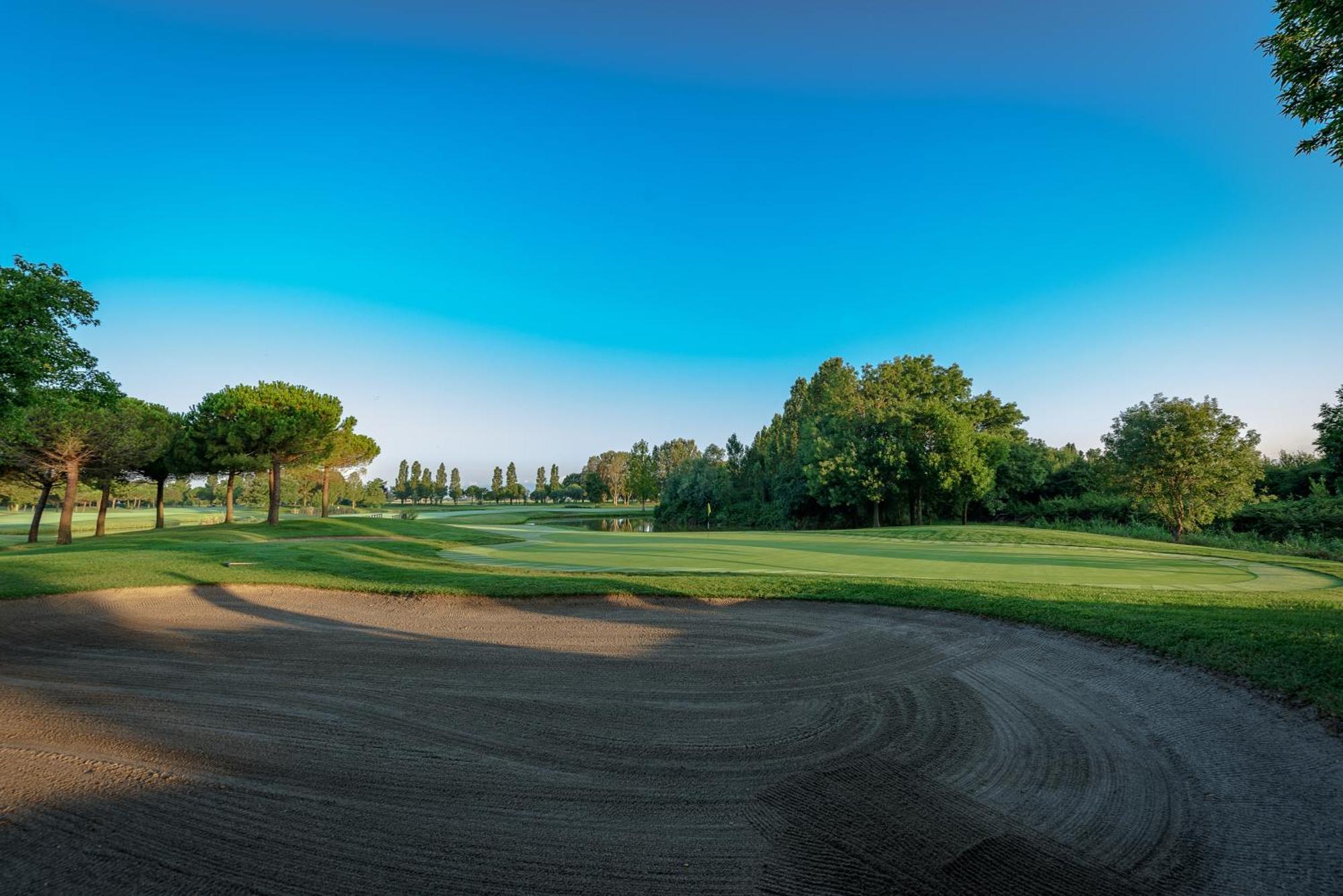 Hotel Golf Inn Lignano Sabbiadoro Exterior foto
